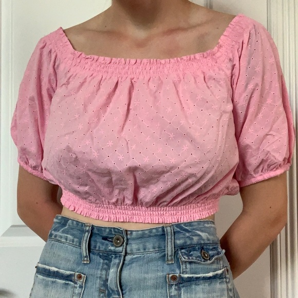 DISCONTINUED Pink H&M Lace Floral Detail Off-The-Shoulder Crop Top - Picture 1 of 5